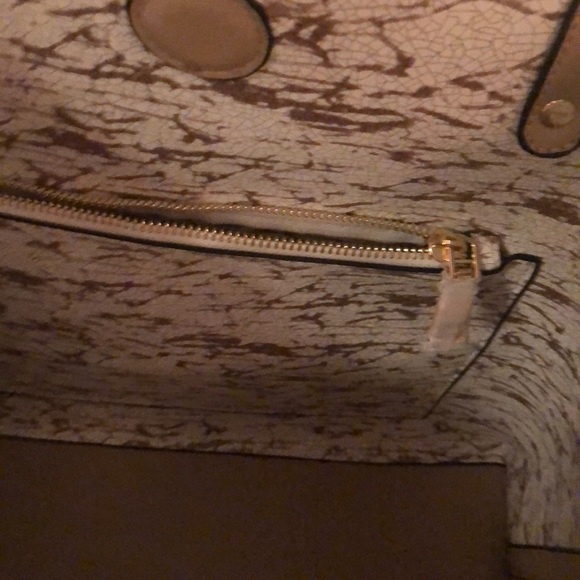 Reversible tote - Picture 2 of 4